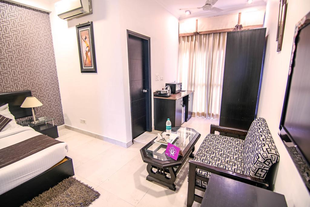 Asian Suites Iffco Metro 584 Gurgaon Extérieur photo