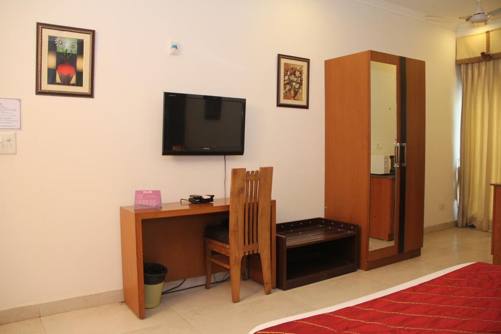 Asian Suites Iffco Metro 584 Gurgaon Extérieur photo