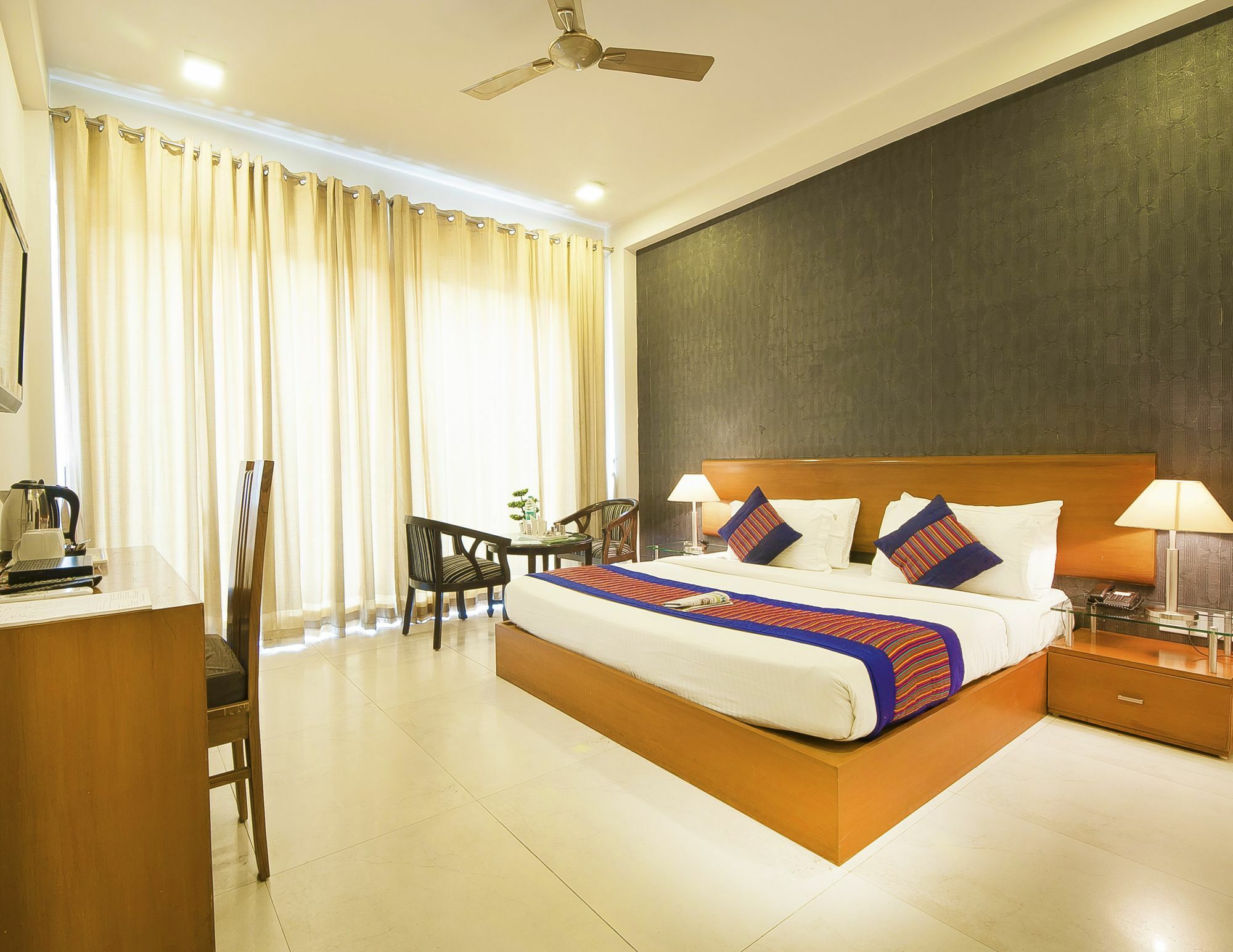 Asian Suites Iffco Metro 584 Gurgaon Extérieur photo